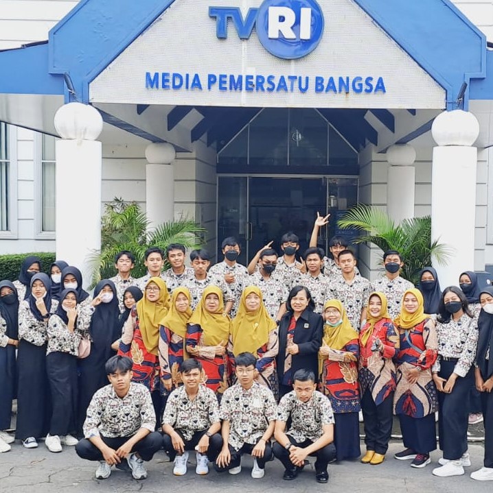 Kunjungi Obrolan Angkring TVRI Jogja