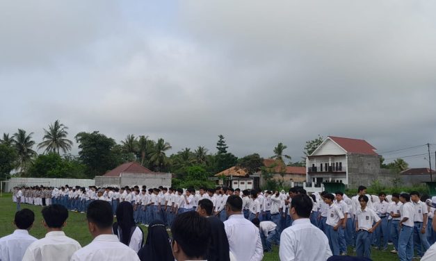 Hari Pertama Masuk Sekolah