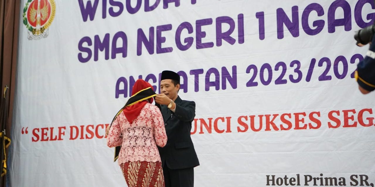 Wisuda Purna Siswa