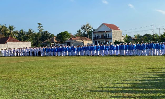 HARI PERTAMA MASUK SEKOLAH T.A 2024/2025