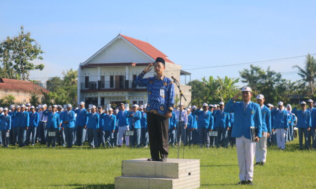 Upacara Peringatan Hari Pendidikan Nasional di SMAN 1 Ngaglik