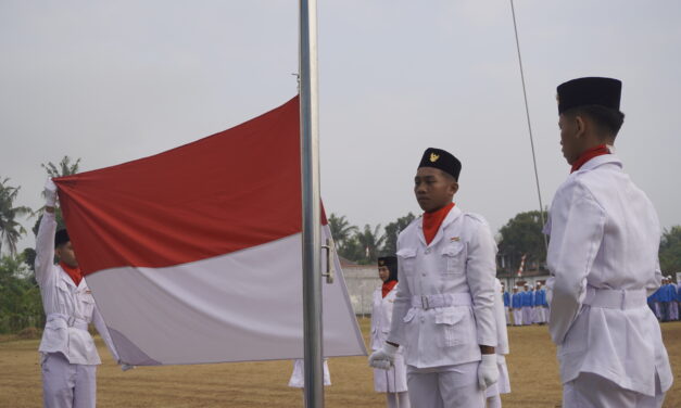 Upacara Peringatan HUT Ke-81 RI di SMAN 1 Ngaglik