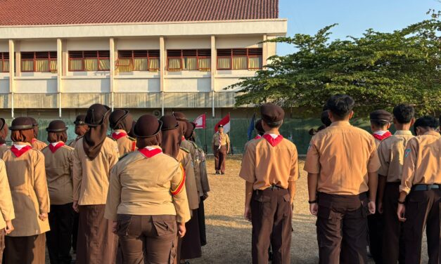 Orientasi Ambalan dan Upacara Pindah Golongan di SMA Negeri 1 Ngaglik